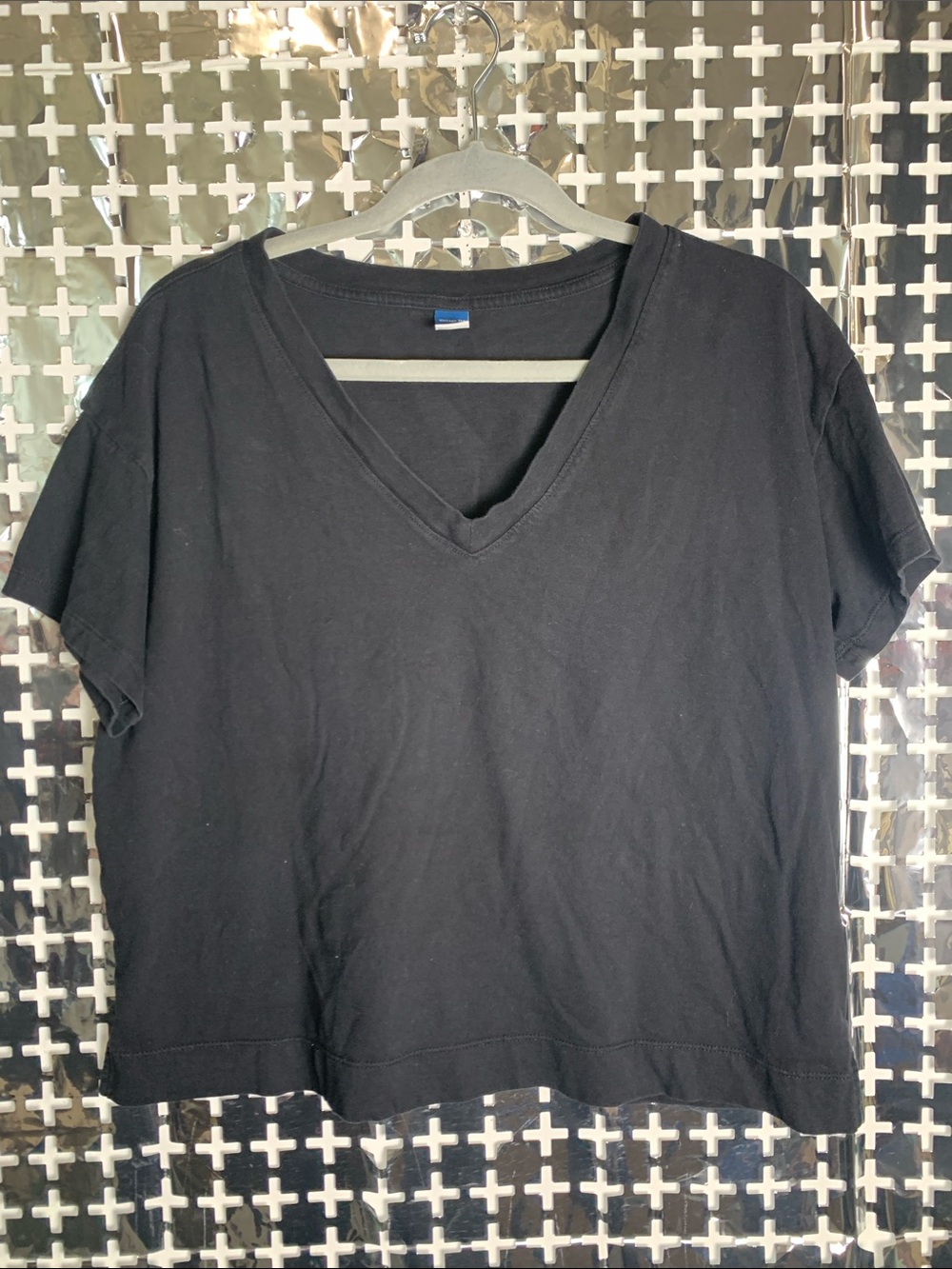 Old Navy Black V-Neck Short Sleeve Tee